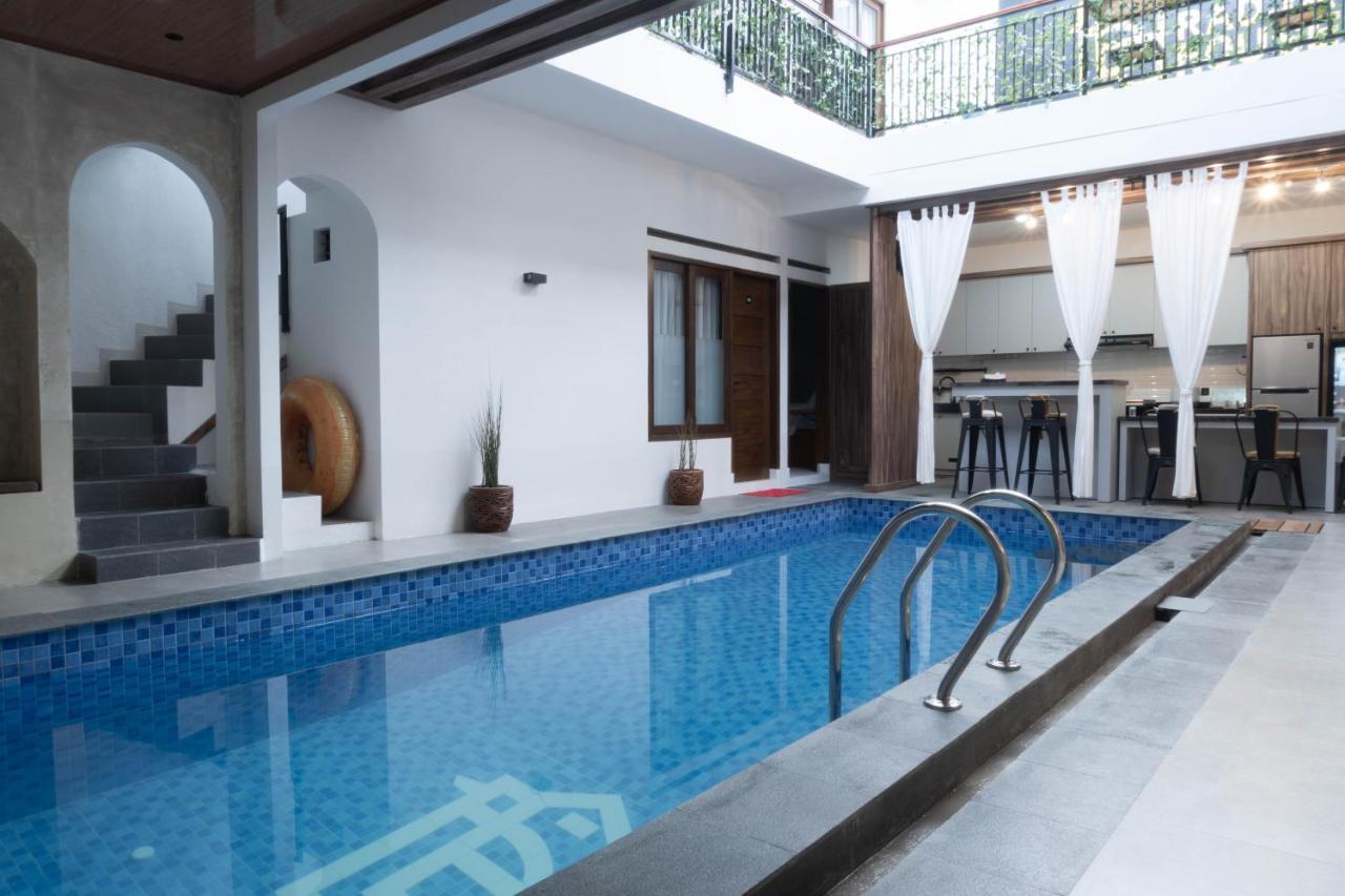 Villa Radja House Cipaku Indah Bandung Esterno foto